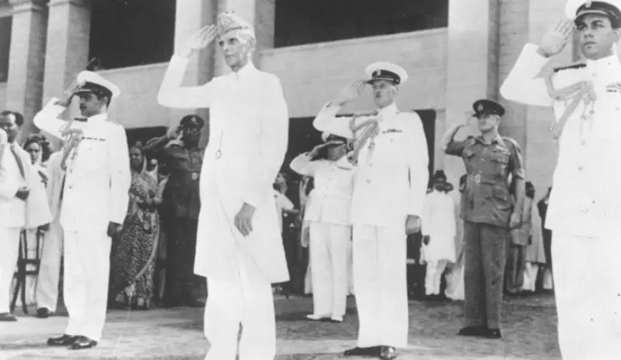 গণতন্ত্রের স্বপ্ন ভেঙে পাকিস্তানে সামরিক শাসনের উত্থান