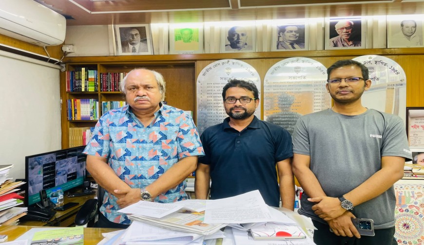 জাতীয় প্রেস ক্লাবের সভাপতির সঙ্গে মুন্সিগঞ্জের বার্তার সৌজন্য সাক্ষাৎ