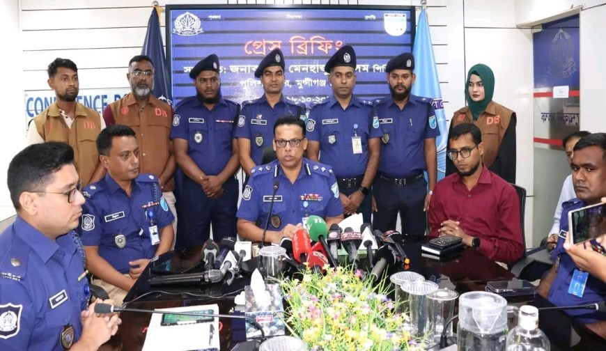শ্রীনগর থেকে নিখোঁজ তিন স্কুলছাত্রী   কক্সবাজারের হোটেল থেকে উদ্ধার