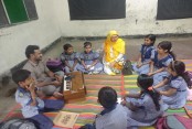 সিরাজদীখানে কিশোর-কিশোরী ক্লাব পরিদর্শন